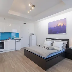 Bright Studio, 10min Centre, Free Parking , Prag Tschechische Republik